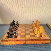 Шахове изцяло от дърво от 70-80те години., снимка 1 - Шах и табла - 40060162