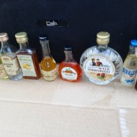 Стари колекционерски бутилки пълни 1, снимка 10 - Други ценни предмети - 35538599