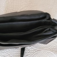 Продавам дамска чанта естествена кожа , снимка 2 - Чанти - 42227957