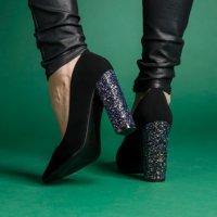 Обувки на ток - черни със сребристи - XD30, снимка 2 - Дамски обувки на ток - 38469696