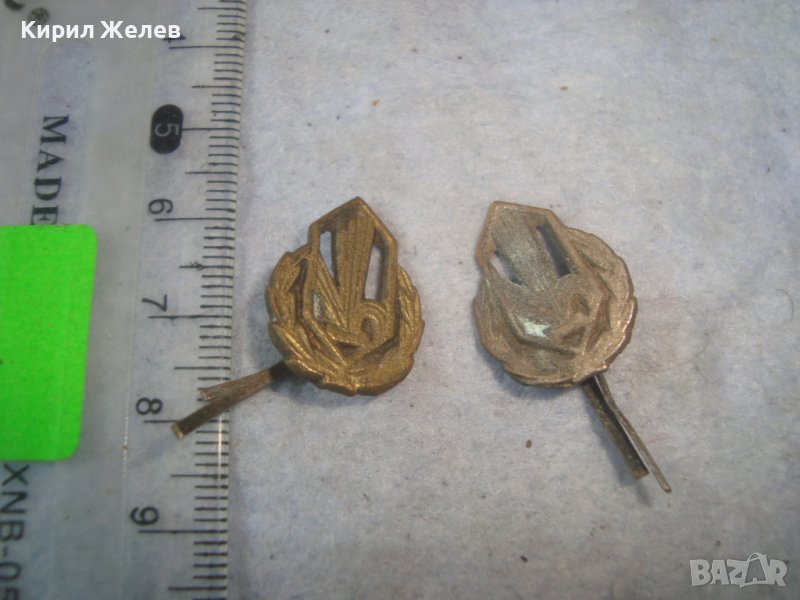 Два СТАРИ БРОНЗОВИ МНОГО РЕДКИ ВЕНЗЕЛИ ВОЕННИ ЗНАЦИ от УНИФОРМА КУРТКА 31594, снимка 1