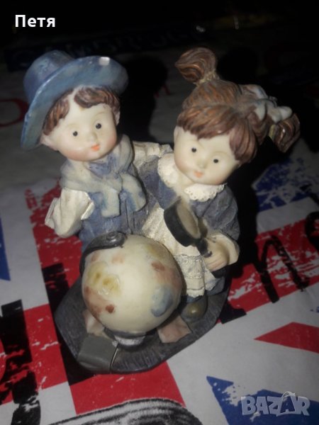 Фигурка с ученици, снимка 1