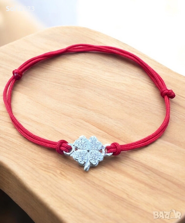 Сребърни гривни с червен конец, снимка 1