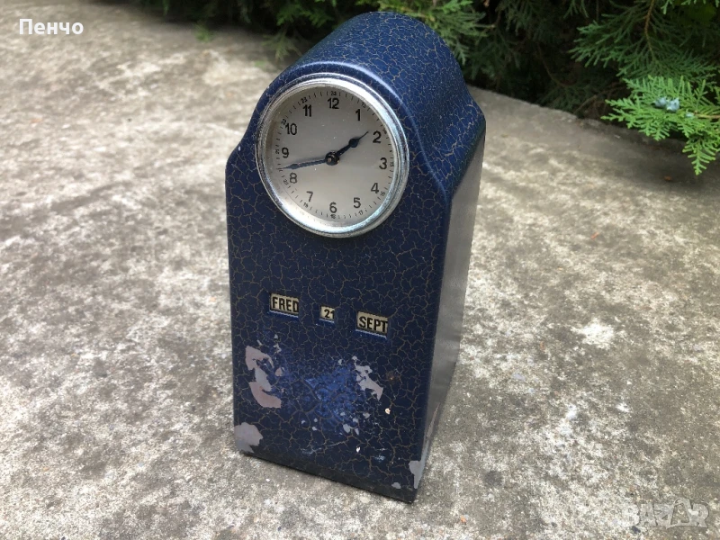 стара метална касичка - часовник с вечен календар /датник/ Art Deco - 1928г., снимка 1