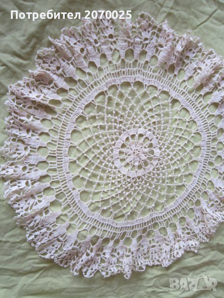 Нова ръчно плетена покривка ф.50 см, снимка 1