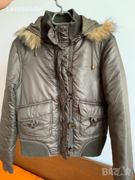 Дамско   яке Зара, тип бомбър, снимка 1