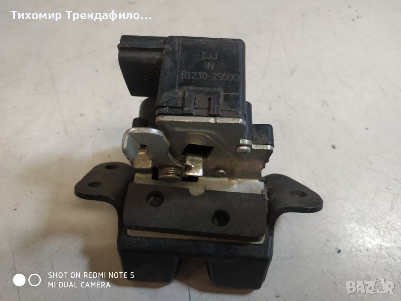 Lock Actuator 2013 Hyundai Tucson 81230-2S000 ,81230 2S000 , 812302S000 брава заден капак хюнд, снимка 1