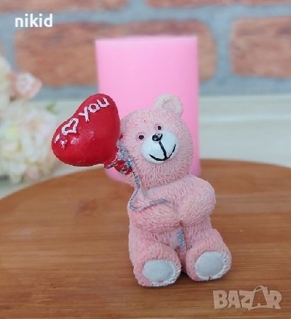 3D мече с балон сърце в цилиндър силиконов молд форма калъп шоколад фондан гипс свещ декор, снимка 1