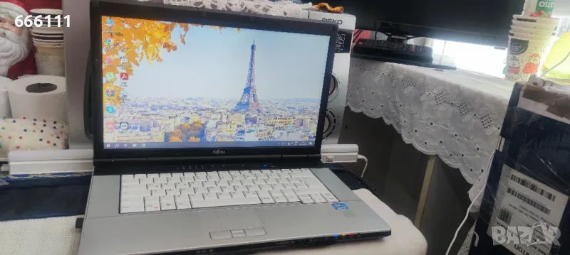 Лаптоп с чантичка продавам, снимка 1