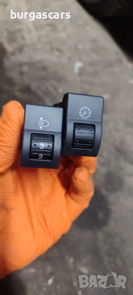 Бутони Mazda 3 - 30лв, снимка 1