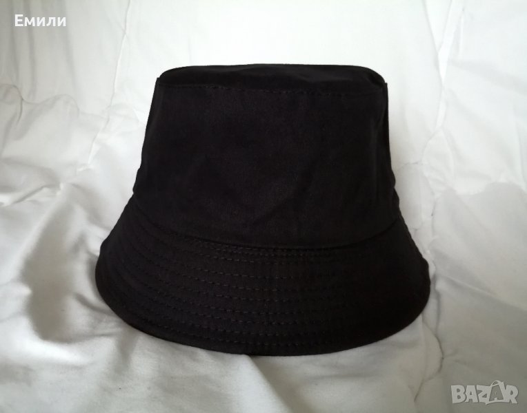 Изчистена шапка идиотка в черен цвят, снимка 1