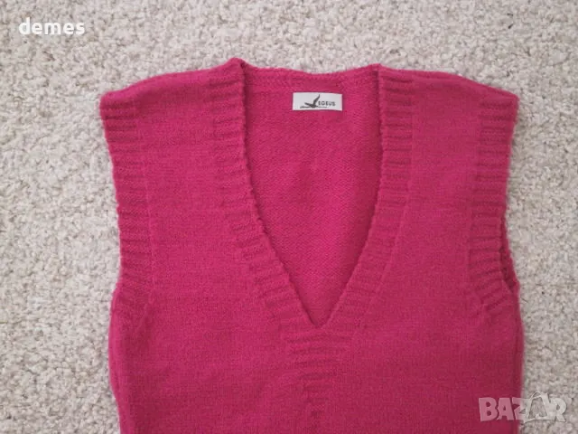 Машинно плетен пуловер без ръкави от букле, цвят циклама, снимка 3 - Блузи с дълъг ръкав и пуловери - 48528210