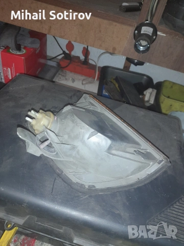 Ляв мигач за Мерцедес 124, снимка 3 - Части - 54314974