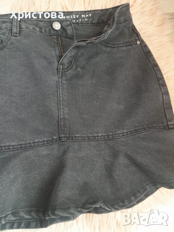 Дънкова кокетна пола в черно с волани - 18,00лв., снимка 4 - Поли - 37962458