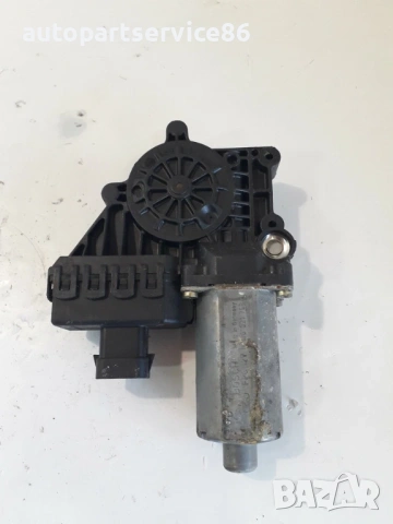 Мотор за стъкло на предна лява врата за Opel Zafira (2001) 0130821768 90579355 , снимка 3 - Части - 54310542