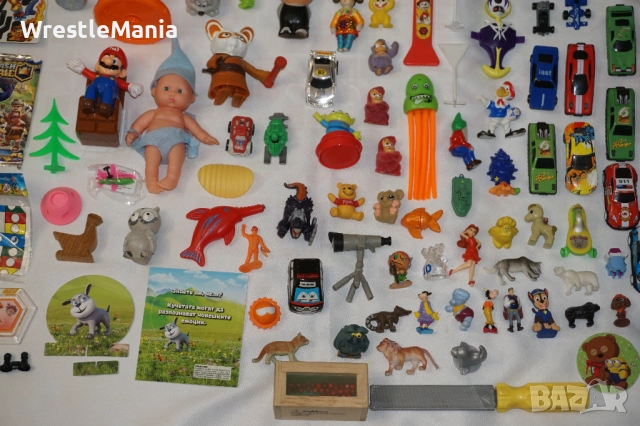 Голям Лот от Фигурки Направени За Mcdonalds Kinder Burger King и други 2.3кг , снимка 9 - Колекции - 51950637