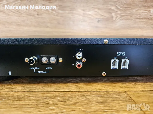 Тунер Universum T46010 – Немска класика от златната ера на аудиото, снимка 8 - Декове - 55752384