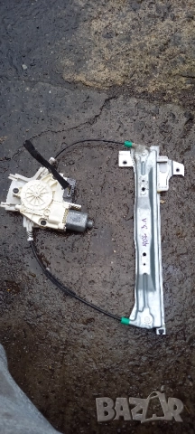 Заден ляв стъклоповдигач Peugeot 407, снимка 2 - Части - 52352188