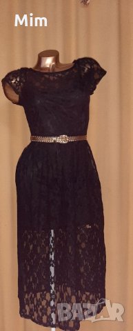 Atmosphere  M Черна дантелена рокля с златист кожен колан, снимка 3 - Рокли - 33945274