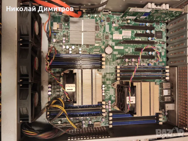 Продава се сървър Supermicro X9DRi-F, снимка 4 - Работни компютри - 49790890