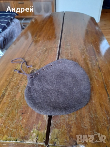 Стар калъф за войнишка манерка