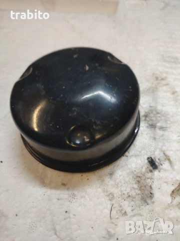 Капачка за масло, снимка 2 - Градинска техника - 53295328