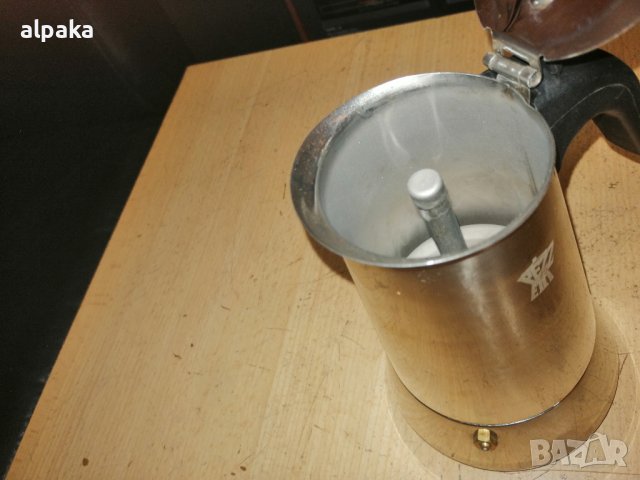 Продавам италиянска кафеварка FEZZETTI,алпака, снимка 2 - Кафемашини - 42152193
