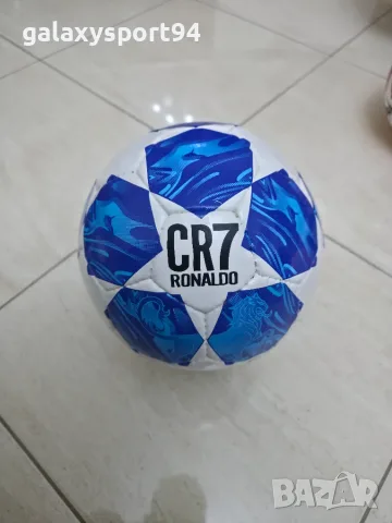 Топка Роналдо черно-бяла Легендарна 2027 Cristiano Ronaldo, снимка 4 - Футбол - 56233708