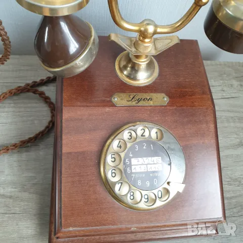 Стар дървен телефон марка "Лион", снимка 4 - Антикварни и старинни предмети - 49594988