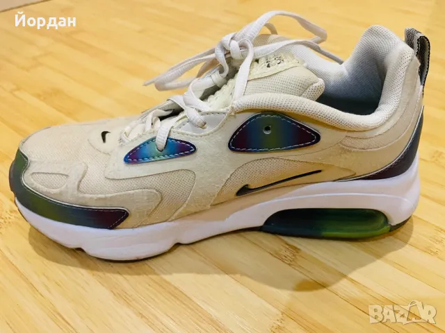 Продавам Дамски Маратонки Nike Air 200  ТОП Състояние!, снимка 4 - Маратонки - 48602658