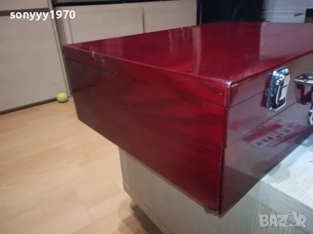 МАРКОВ ДЪРВЕН КУФАР С ЧЕКМЕДЖЕ 1912241550LNWC, снимка 10 - Антикварни и старинни предмети - 48405806