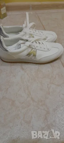TENDENZ маратонки номер38
