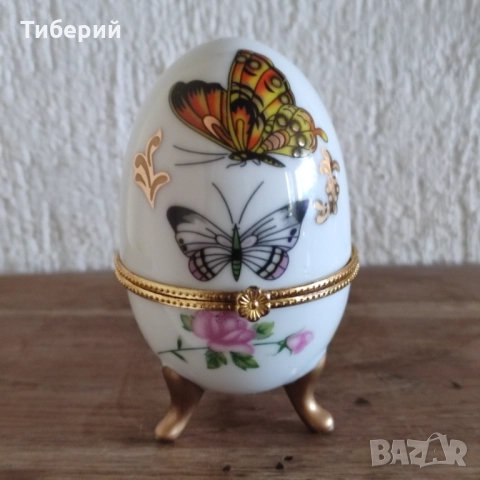 Порцеланово яйце