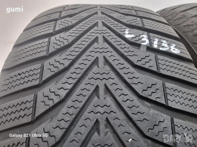 2бр зимни гуми 205/55/16 VREDESTEIN L03136 , снимка 2 - Гуми и джанти - 50516552