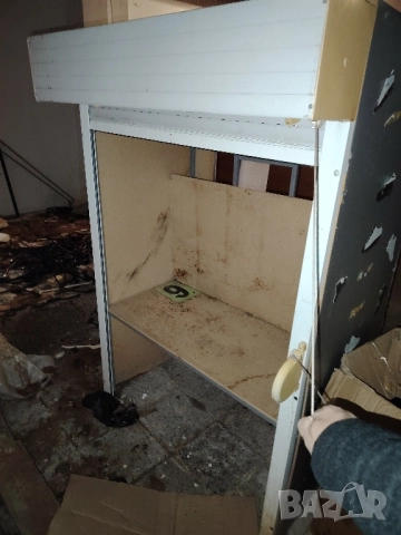 Щанд с щора, снимка 4 - Стелажи и щандове - 52526475