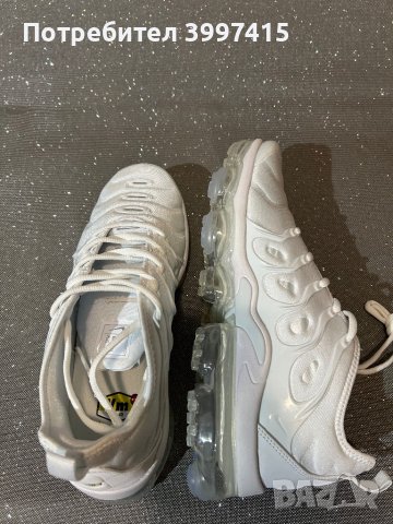 Nike Vapormax Plus, снимка 9 - Маратонки - 44342266