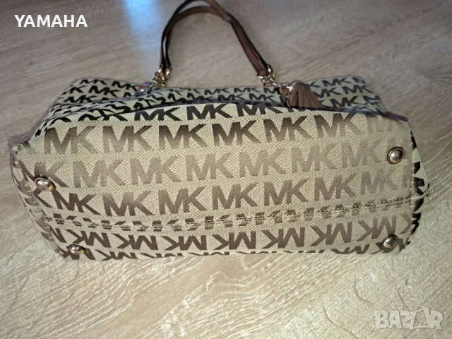 Michael  Kors  Дамска  Чанта , снимка 3 - Чанти - 47726905