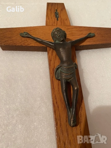 Дърворезба, ръчна изработка Слон, Куче, Ангел пазител, Кръст, Мъж с чук, снимка 14 - Декорация за дома - 52507600