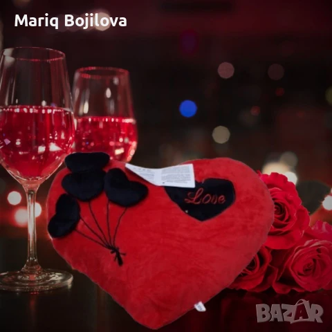 Подаръчна плюшена музикална възглавничка Сърце - Love, 33см, снимка 1