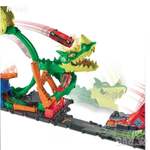 Писта Hot wheels, снимка 2 - Коли, камиони, мотори, писти - 52518113