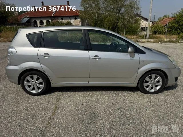 Toyota Corolla Verso, снимка 15 - Автомобили и джипове - 55857733