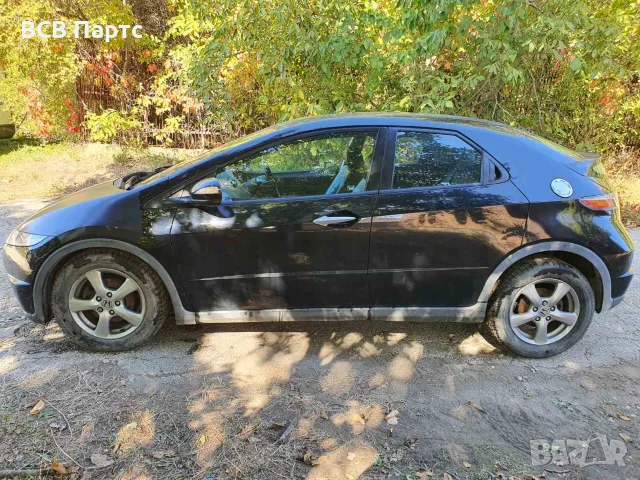 На части! Honda Civic Se I-Vtec 1.8 Хонда Сивик Перфектна, снимка 7 - Автомобили и джипове - 56076149