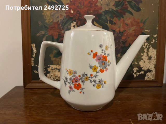 Чайник български на цветя 