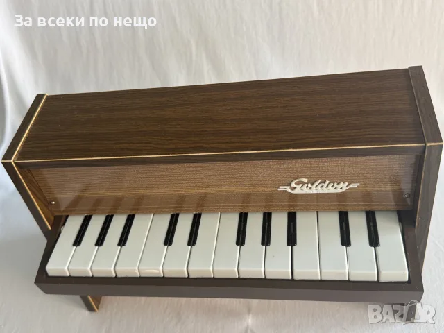 Старо детско пиано Goldon , ГДР, снимка 9 - Пиана - 56118940