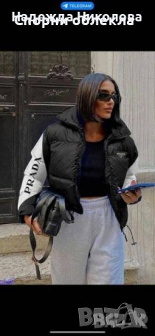 Дамски спортен екип от три части с яке , снимка 1