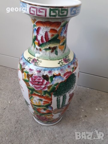 Китайска порцеланова ваза, снимка 4 - Вази - 31278955