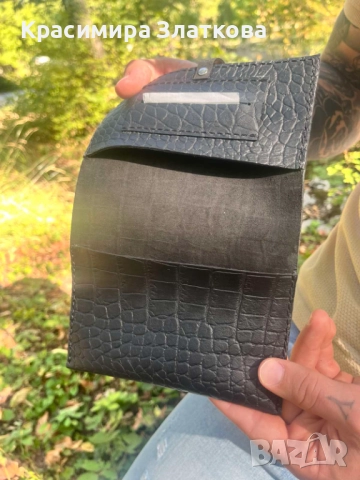 Изработвам калъфи за тютюн.