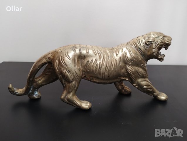 Прекрасна много реалистична статуетка на тигър. Бронз. , снимка 5 - Антикварни и старинни предмети - 44244889