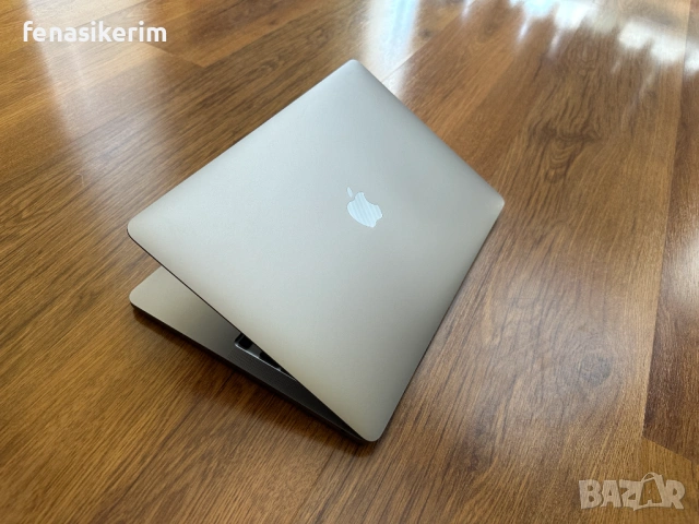 13.3' Apple MacBook Pro M1 2020 Space Grey 16GB RAM/1TB GB SSD - Батерия 14ч., снимка 10 - Лаптопи за работа - 53377867