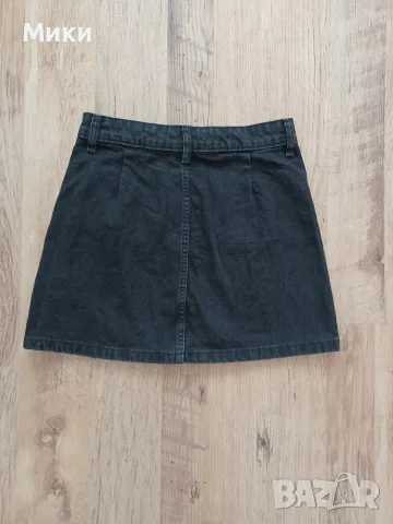 Дънкова пола Bershka, снимка 2 - Поли - 55877516